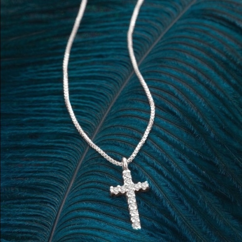 Silpada Sterling Silver Cubic Zirconia Heavenly Blessings Cross Necklace N2844